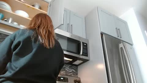 Hazel online show from 01-27-25, 06:52