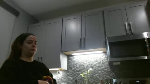 Hazel online show from 02-06-25, 12:43