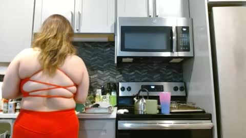 Hazel online show from 02-11-25, 01:51