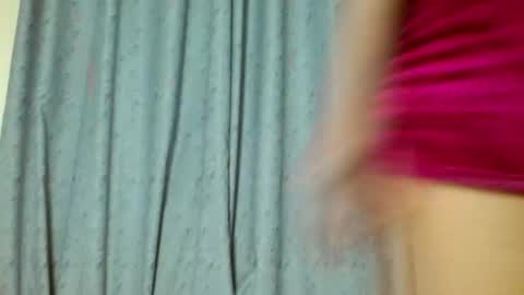 Snapshot of hazel_tess chatting on 11-18-25, 03:12 hazel_tess online show from 11-18-25, 03:12