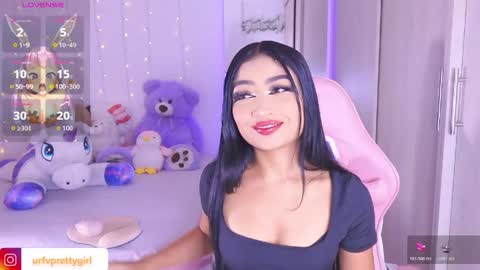 Snapshot of hazelbabee_ chatting on 06-07-26, 07:01 Lynn online show from 06-07-26, 07:01