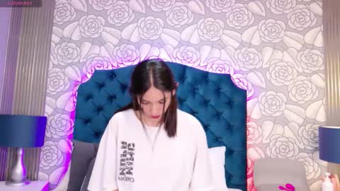 HazelMoret online show from 02-11-26, 03:11