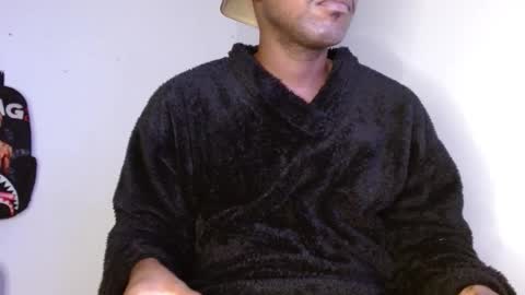 hazlan_420 online show from 01-06-26, 10:08