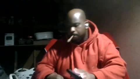 Snapshot of hbdj2164 chatting on 02-04-26, 10:43 hbdj2164 online show from 02-04-26, 10:43