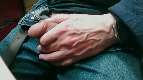 Snapshot of hdmaturecutcock chatting on 02-28-25, 02:20 Eddy online show from 02-28-25, 02:20