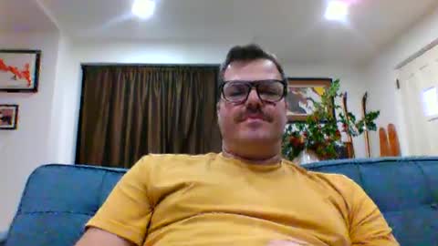 Snapshot of heartofadog604 chatting on 12-06-24, 11:57 MT online show from 12-06-24, 11:57