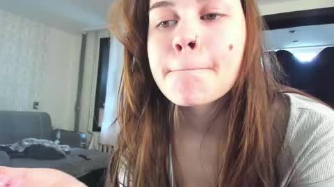 Heather online show from 03-25-26, 05:35