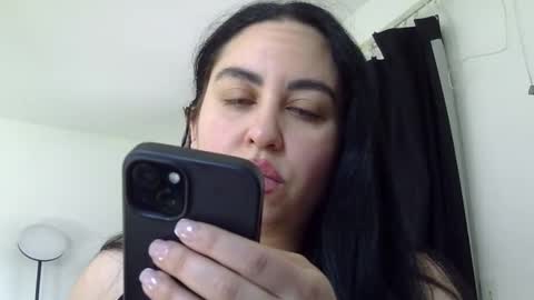 heatwavee online show from 03-11-26, 05:52