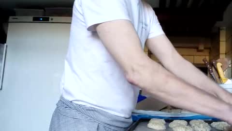 heaven_07 online show from 04-26-26, 01:53