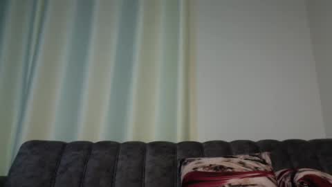 Snapshot of heaven_122 chatting on 06-11-26, 10:08 Angel online show from 06-11-26, 10:08