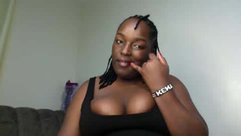 Snapshot of heaven_122 chatting on 07-05-26, 09:00 Angel online show from 07-05-26, 09:00