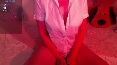 Snapshot of heavenlykiss chatting on 01-26-25, 09:29 Chani online show from 01-26-25, 09:29