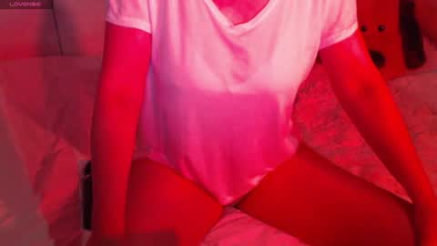 Snapshot of heavenlykiss chatting on 01-28-25, 08:04 Chani online show from 01-28-25, 08:04