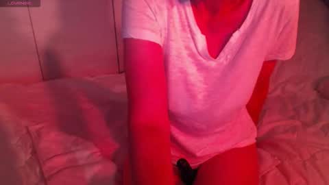 Snapshot of heavenlykiss chatting on 09-15-25, 07:41 Chani online show from 09-15-25, 07:41