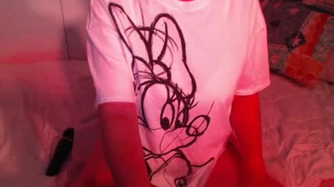 Snapshot of heavenlykiss chatting on 11-17-25, 07:25 Chani online show from 11-17-25, 07:25