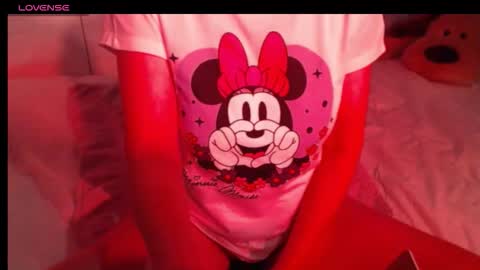 Snapshot of heavenlykiss chatting on 02-08-26, 10:07 Chani online show from 02-08-26, 10:07