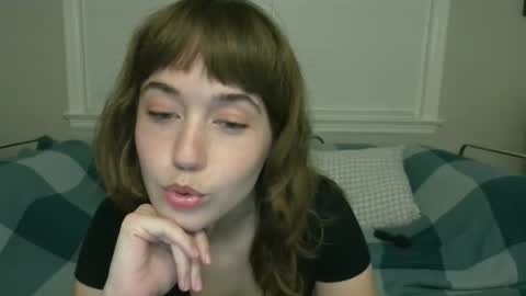 heavenlysiren online show from 04-18-26, 04:49