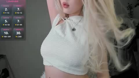 Akemi instinthemoodforlooove online show from 01-17-26, 04:11