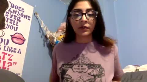 Snapshot of heavensbunny chatting on 12-15-24, 05:13 heaven the muslim slut online show from 12-15-24, 05:13