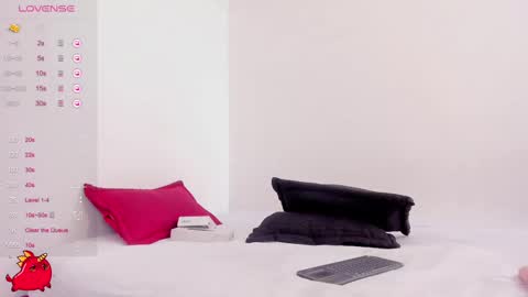 Snapshot of heavy_megan chatting on 02-28-25, 09:23 MEGAN online show from 02-28-25, 09:23