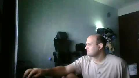Snapshot of heavy_rebellxc chatting on 04-23-26, 05:19 Heavy Rebell online show from 04-23-26, 05:19