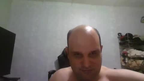 Snapshot of heavy_rebellxc chatting on 05-02-26, 05:01 Heavy Rebell online show from 05-02-26, 05:01
