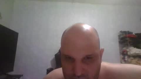 Snapshot of heavy_rebellxc chatting on 05-27-26, 03:14 Heavy Rebell online show from 05-27-26, 03:14