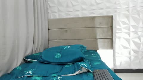 Snapshot of heavy_thor chatting on 02-06-25, 01:38 Thor online show from 02-06-25, 01:38