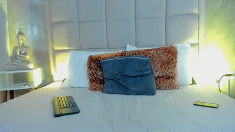 Keira Hecate online show from 02-03-26, 07:52