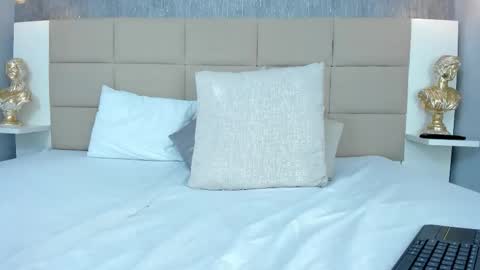 Keira Hecate online show from 03-11-26, 08:59