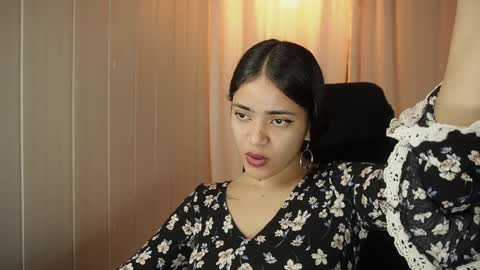 Snapshot of hecate333 chatting on 02-08-25, 05:39 hecate333 online show from 02-08-25, 05:39