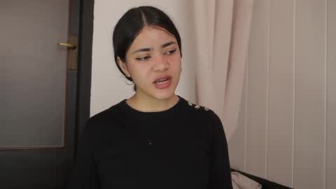 Snapshot of hecate333 chatting on 02-20-25, 09:55 hecate333 online show from 02-20-25, 09:55