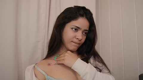 Snapshot of hecate333 chatting on 02-24-25, 01:31 hecate333 online show from 02-24-25, 01:31