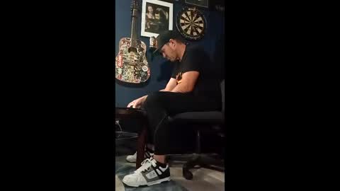 Snapshot of hecatoncheires187420 chatting on 12-16-25, 11:32 hecatoncheires187420 online show from 12-16-25, 11:32