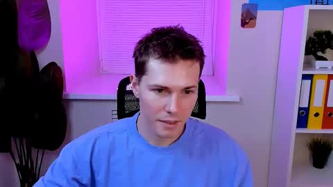 Snapshot of hector_spector chatting on 12-04-25, 10:46 Hector online show from 12-04-25, 10:46