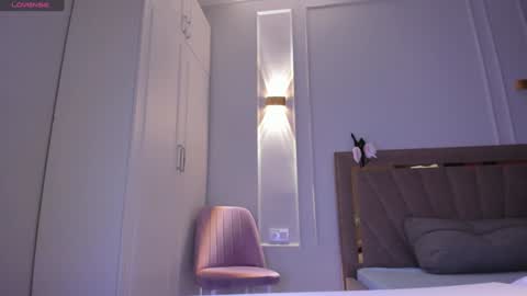 Snapshot of heejeeen chatting on 12-08-24, 10:41 Call me Mia online show from 12-08-24, 10:41