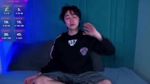 Snapshot of heejinwang chatting on 06-24-26, 06:45 HEEJIN online show from 06-24-26, 06:45