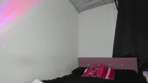 heellboy_ online show from 05-05-26, 07:16