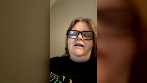 heidimackey2 online show from 04-17-26, 03:04