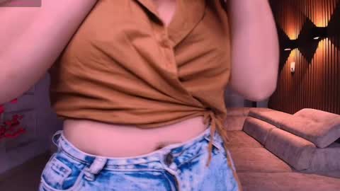 Heidy online show from 03-19-26, 03:10