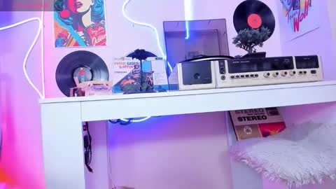 Sara online show from 02-14-26, 09:22