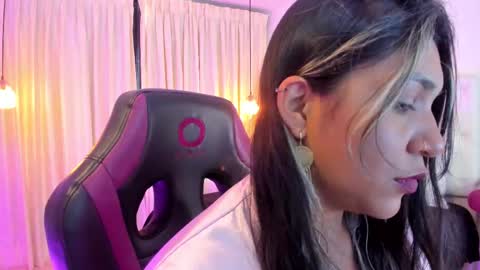              online show from 02-10-25, 06:03