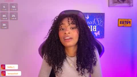 Snapshot of heily_fox chatting on 02-07-25, 07:50 HEILY online show from 02-07-25, 07:50