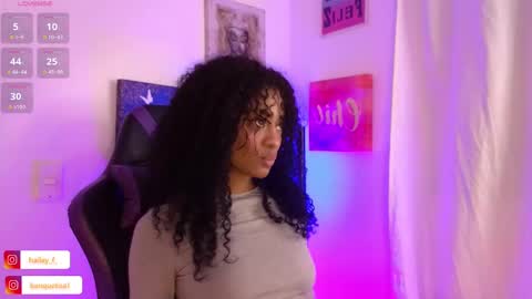 Snapshot of heily_fox chatting on 02-07-25, 11:01 HEILY online show from 02-07-25, 11:01