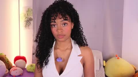 Snapshot of heily_fox chatting on 05-12-26, 12:52 HEILY online show from 05-12-26, 12:52