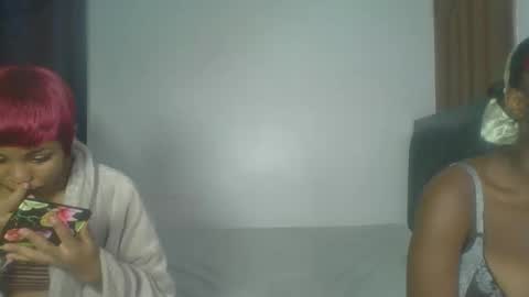 Snapshot of heilybunny chatting on 04-20-26, 07:04 heilybunny online show from 04-20-26, 07:04