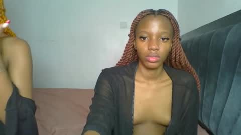 Snapshot of heilybunny chatting on 05-12-26, 09:34 heilybunny online show from 05-12-26, 09:34