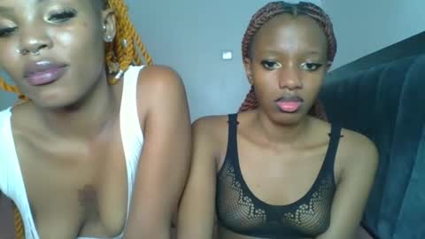 Snapshot of heilybunny chatting on 05-13-26, 09:55 heilybunny online show from 05-13-26, 09:55