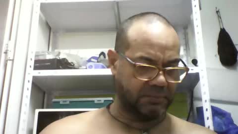 Heist Stein online show from 10-26-25, 03:45