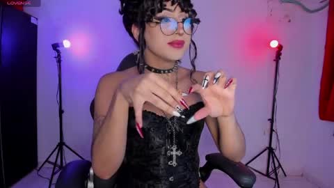 Snapshot of heka_prudence chatting on 05-14-26, 11:22 Heka Prudence online show from 05-14-26, 11:22